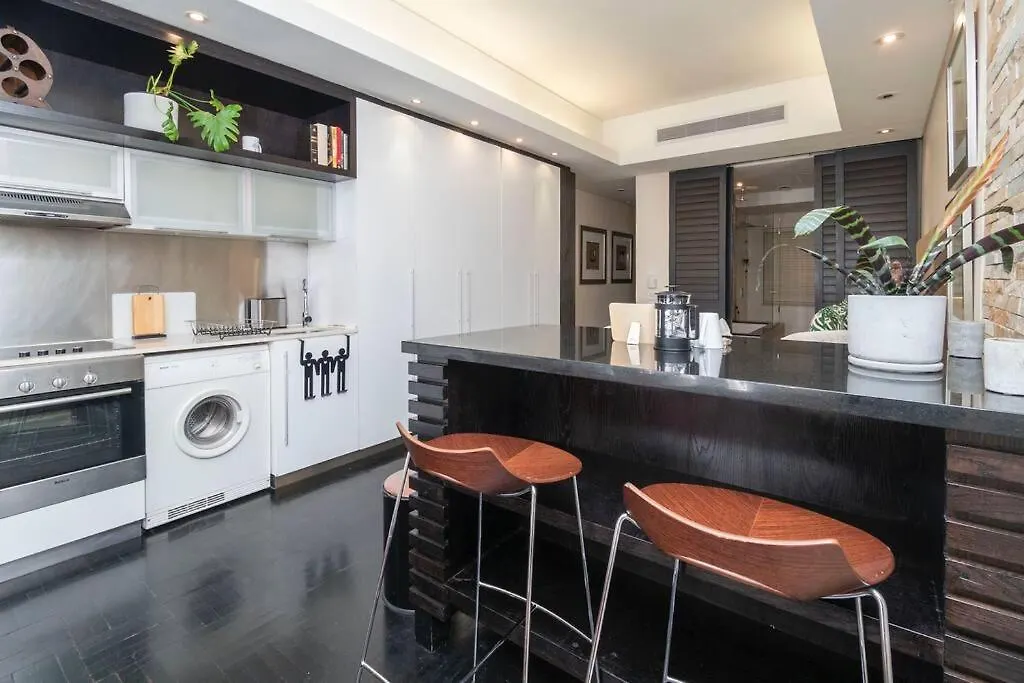 Modern Apartment In Wale Street Cape Town 0*,