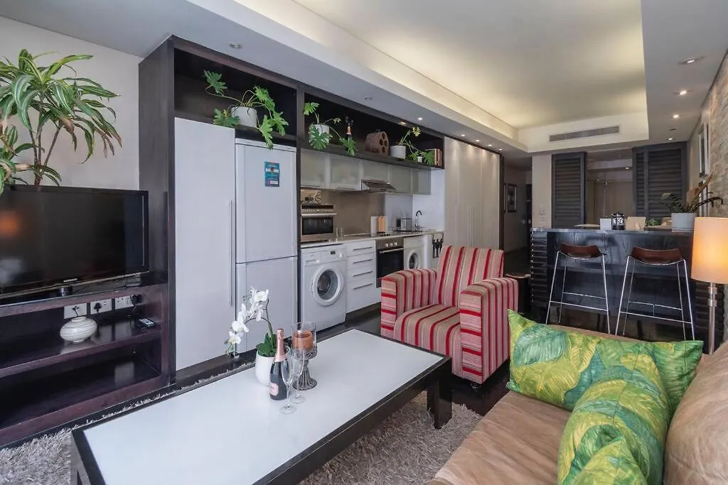 Modern Apartment In Wale Street Cape Town