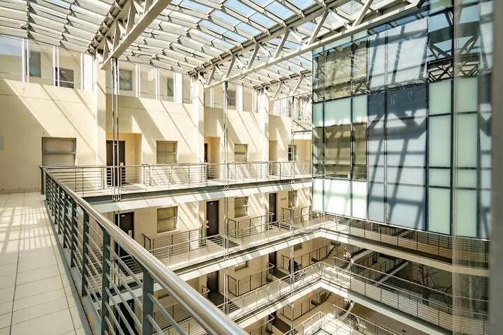Modern Apartment In Wale Street ケープタウン